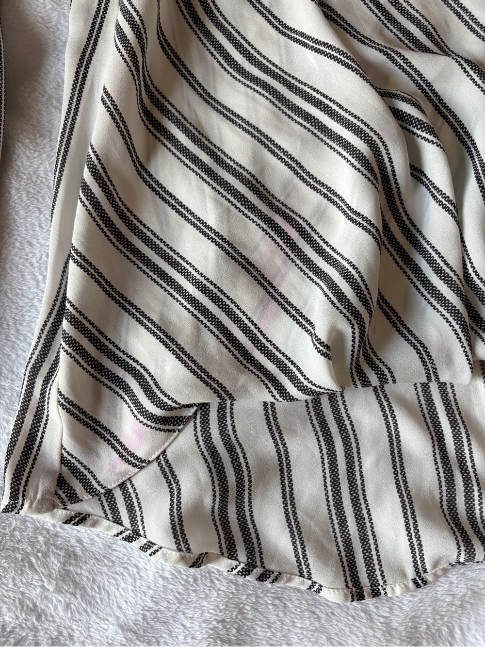 Lush Striped Blouse - Picture 14 of 15